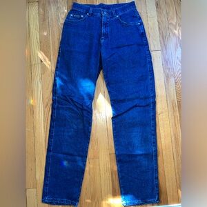 Lee, medium wash, medium rise “mom jeans”. Fit like size 8 Tall.